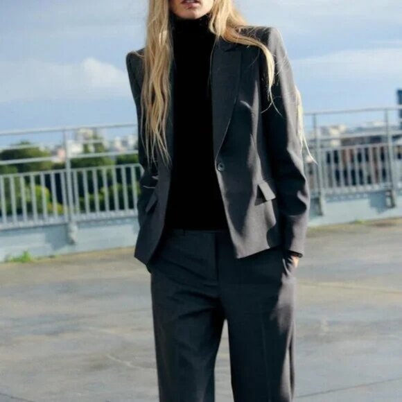 ZARA WOMEN’S FITTED SHOULDER PAD BLAZER - Picture 1 of 7